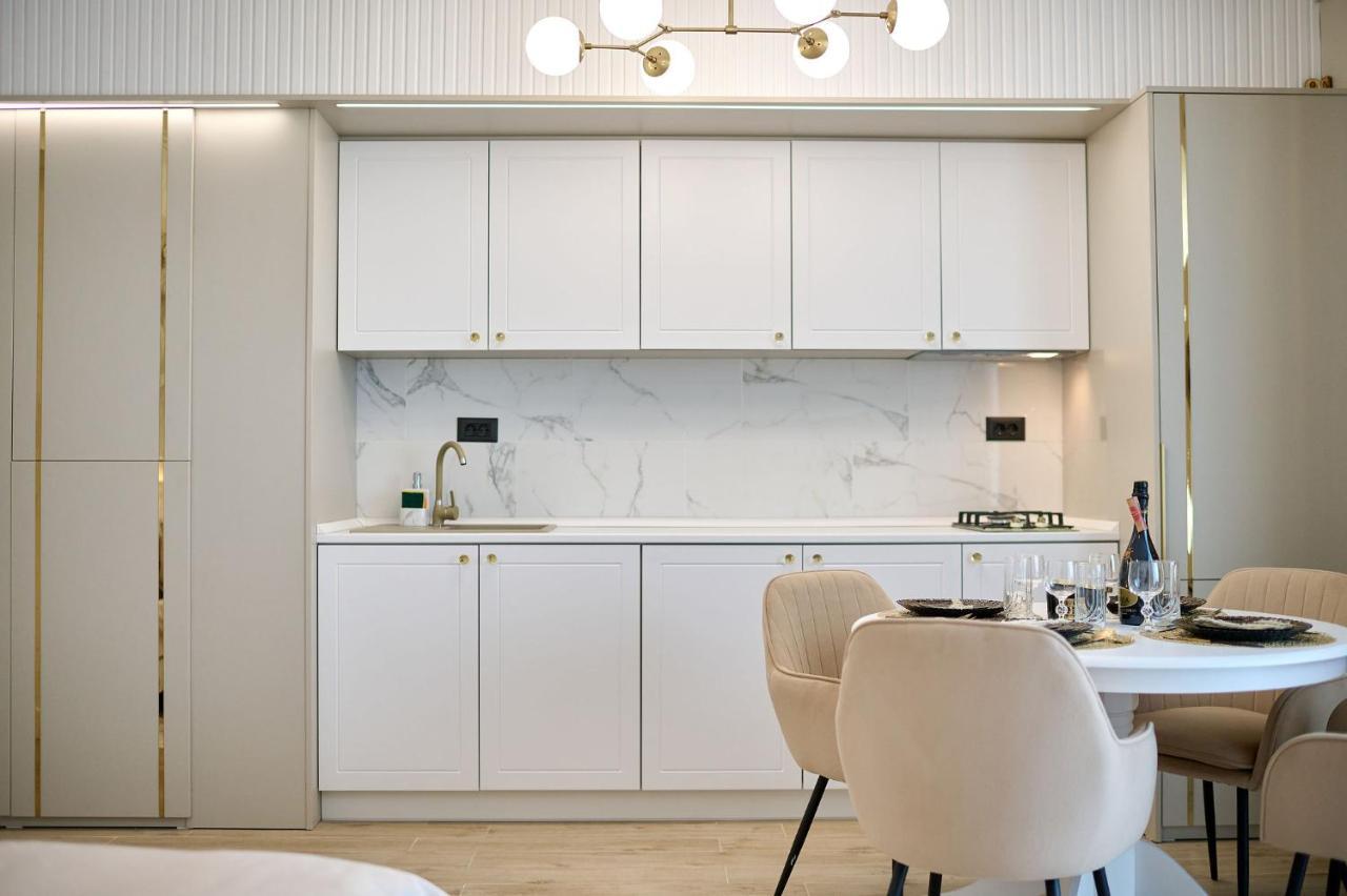 Seaview Luxury Studio In Infinity Beach Resort Mamaia Εξωτερικό φωτογραφία